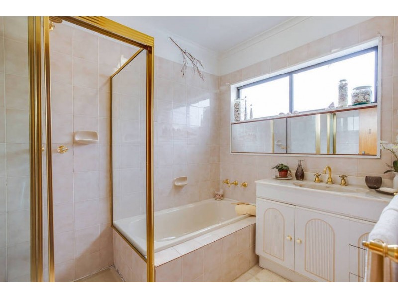 35 Woodlands Grove, Safety Beach VIC 3936