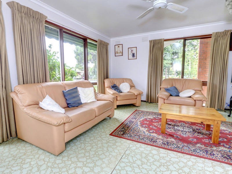 414 Eastbourne Road, Rosebud West VIC 3940