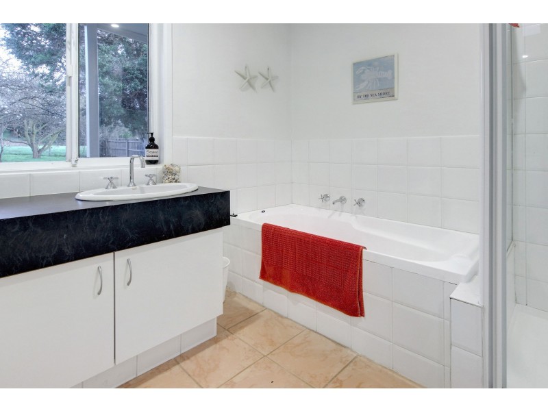 1 Meadow Avenue, Tootgarook VIC 3941