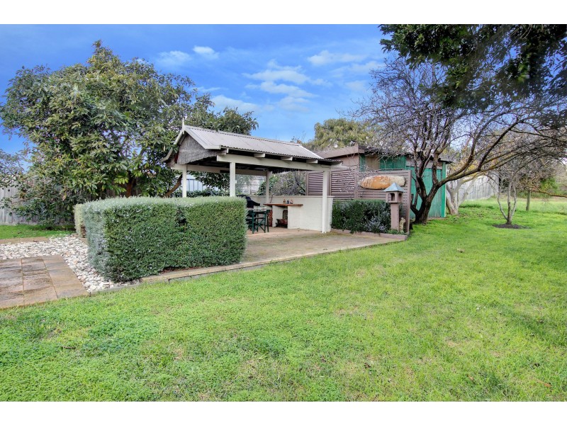 1 Meadow Avenue, Tootgarook VIC 3941