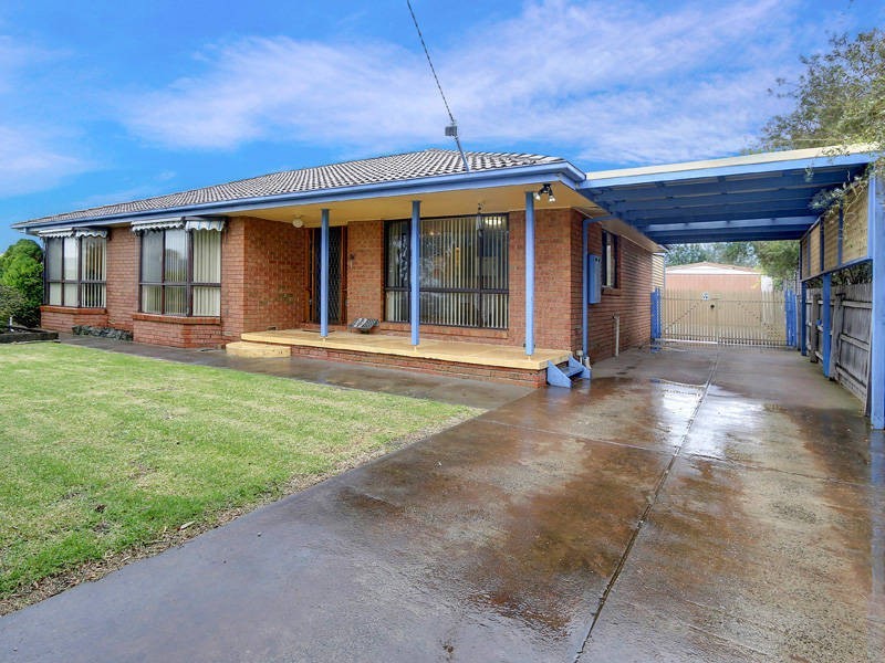 24 Victoria Crescent, Safety Beach VIC 3936