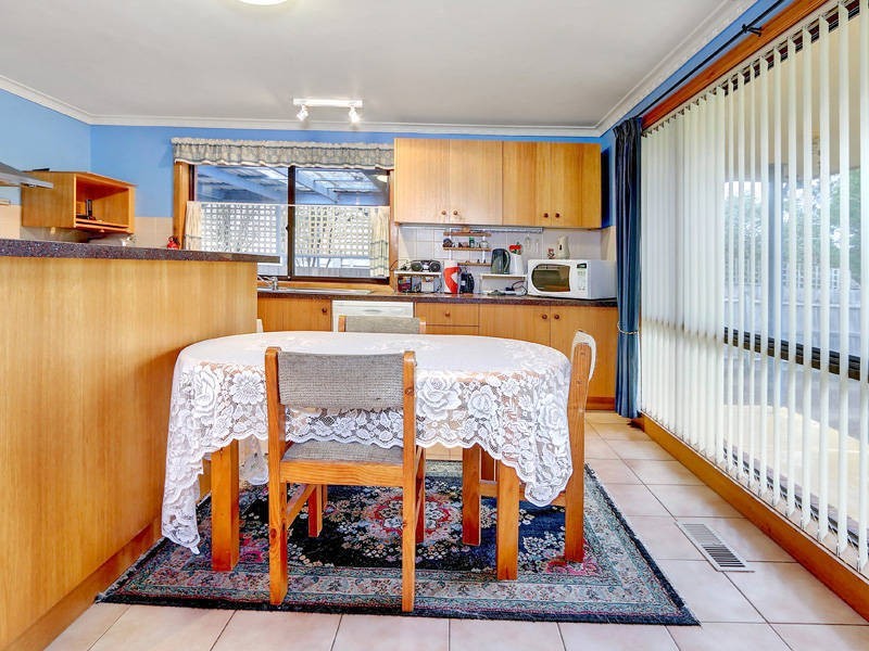 24 Victoria Crescent, Safety Beach VIC 3936