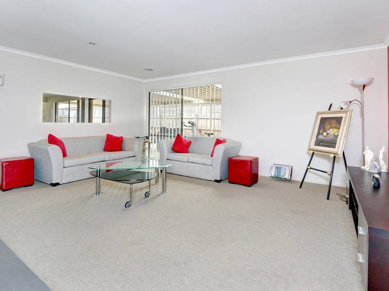 8 Monty Court, Rosebud VIC 3939