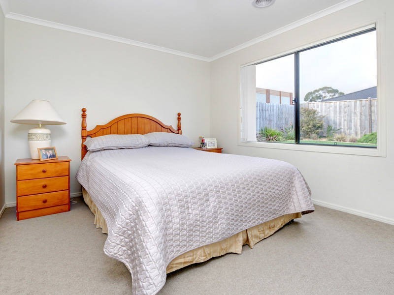 8 Monty Court, Rosebud VIC 3939