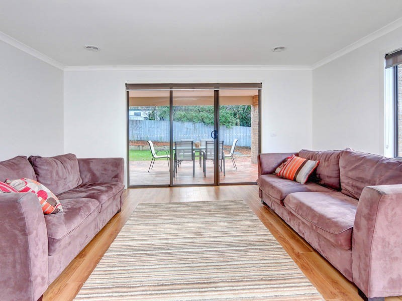 10 Owarra Street, Rye VIC 3941