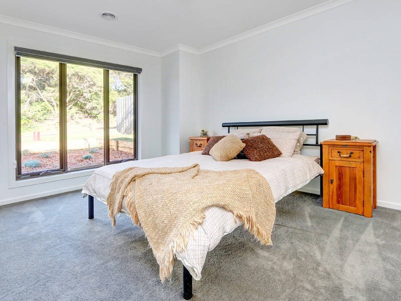 10 Owarra Street, Rye VIC 3941