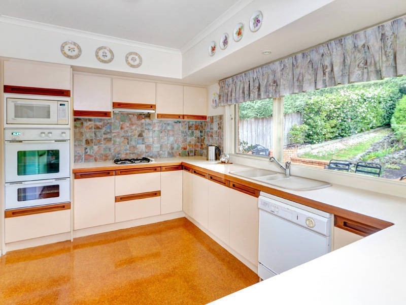 31 Anne Drive, Dromana VIC 3936