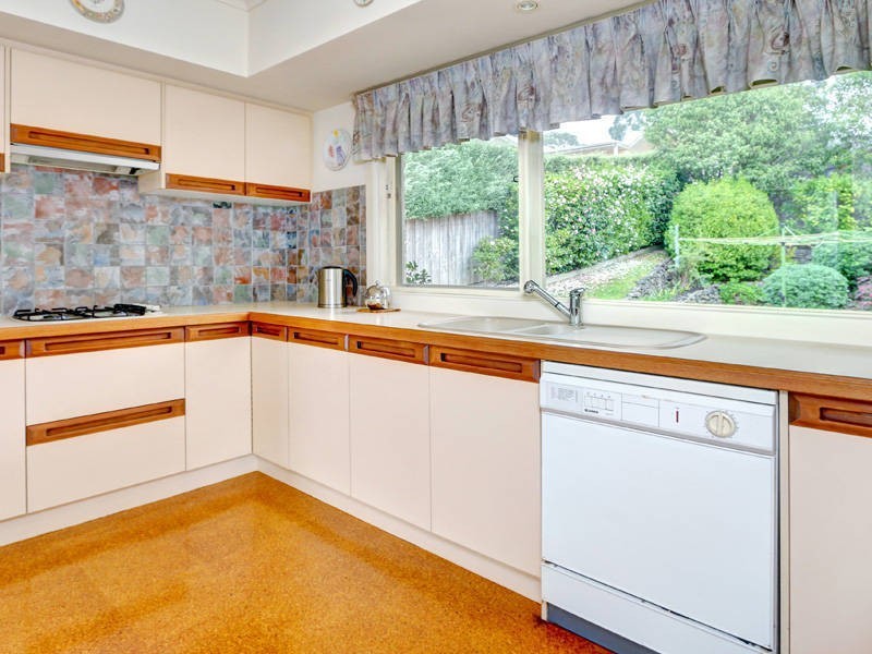 31 Anne Drive, Dromana VIC 3936