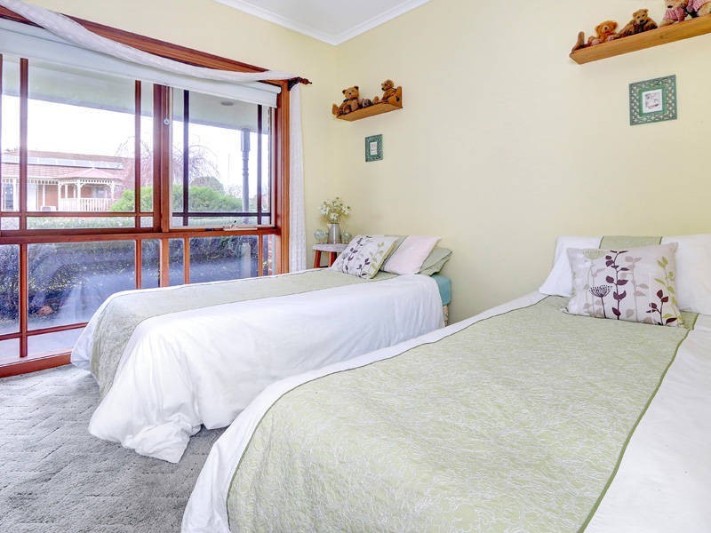 57 Palm Tree Drive, Safety Beach VIC 3936