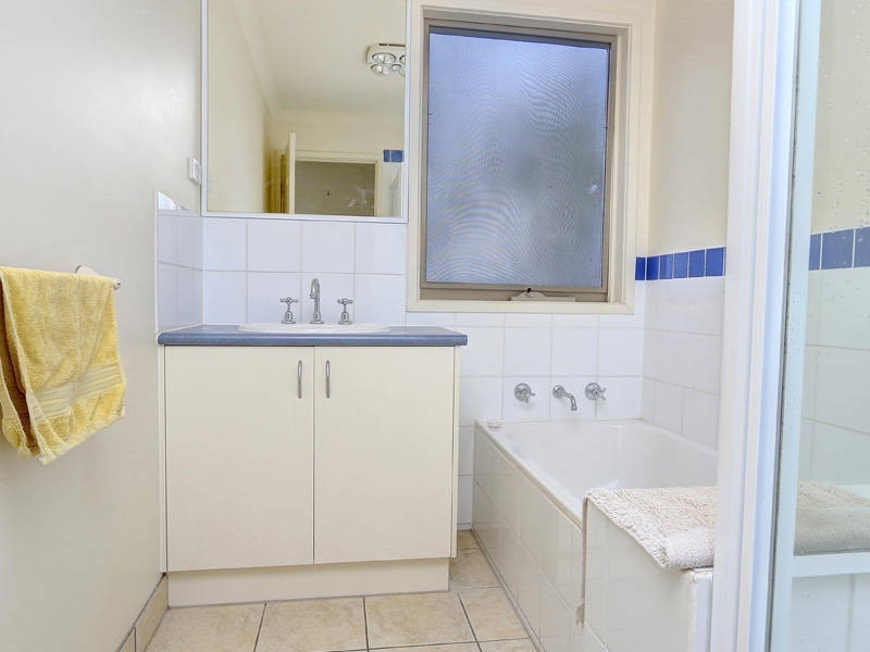 8 Lancia Drive, Tootgarook VIC 3941