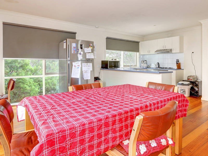 8 Lancia Drive, Tootgarook VIC 3941