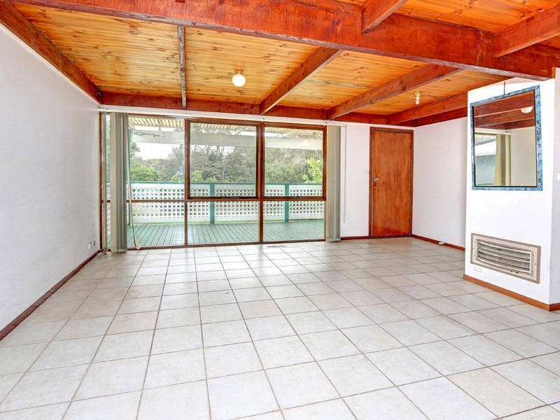 8 Chenier Street, Rye VIC 3941