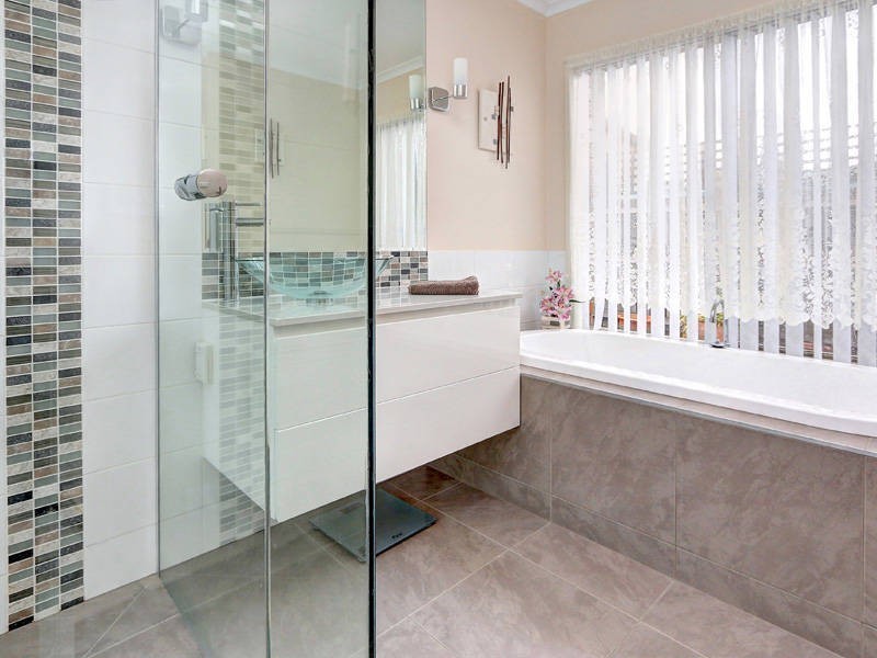 37 Woodlands Grove, Safety Beach VIC 3936