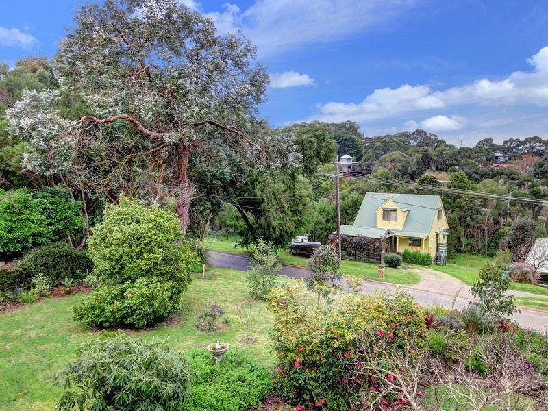 27 Seabrook Avenue, Rosebud VIC 3939