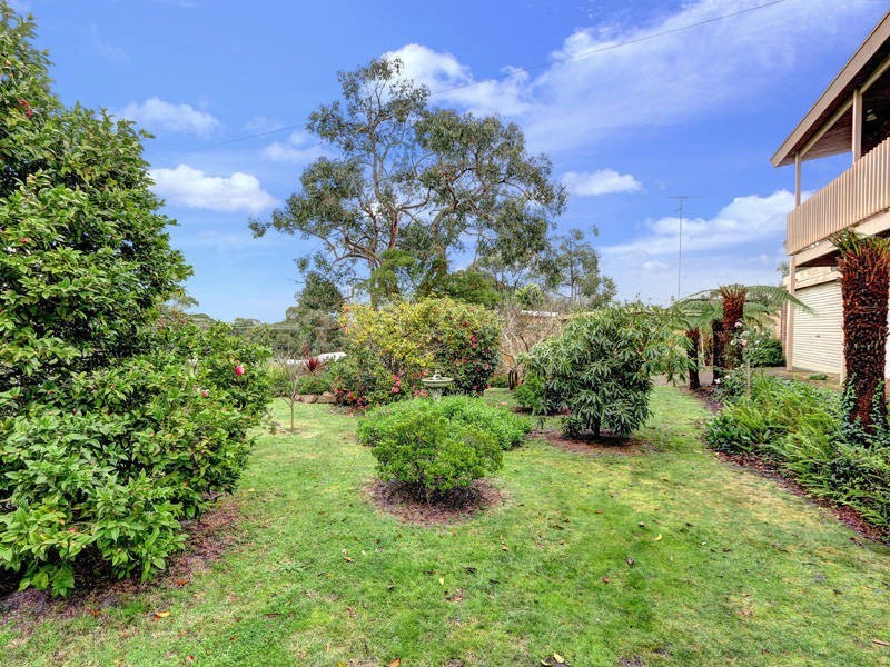 27 Seabrook Avenue, Rosebud VIC 3939