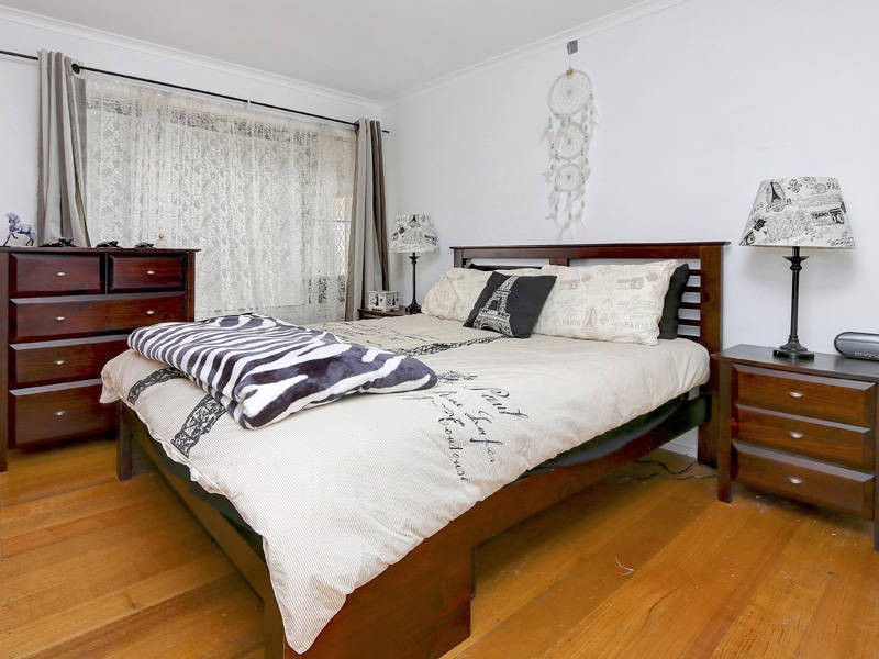 97 Cootamundra Ave, Rosebud West VIC 3940