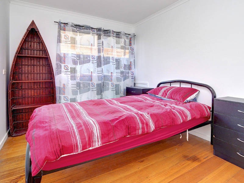 97 Cootamundra Ave, Rosebud West VIC 3940