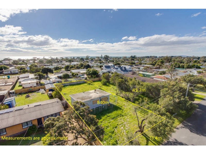 34 Florence Avenue, Rosebud West VIC 3940