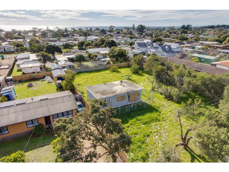 34 Florence Avenue, Rosebud West VIC 3940