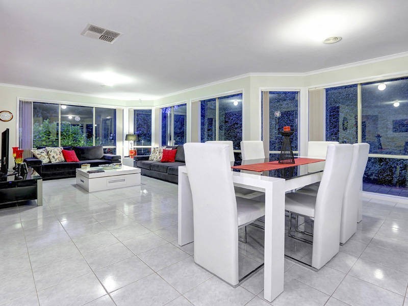 10 Lewana St, Rye VIC 3941