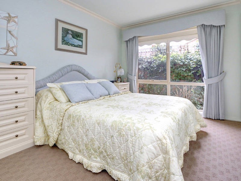 16 Golf Course Lane, Safety Beach VIC 3936