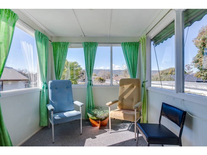 95  Ninth Avenue, Rosebud VIC 3939