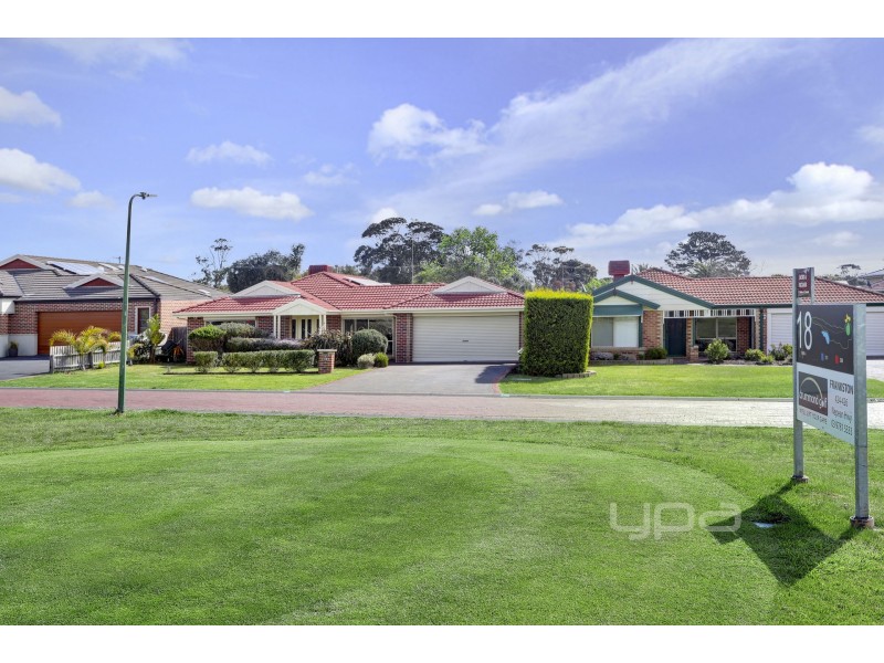 18 Golf Course Lane, Safety Beach VIC 3936