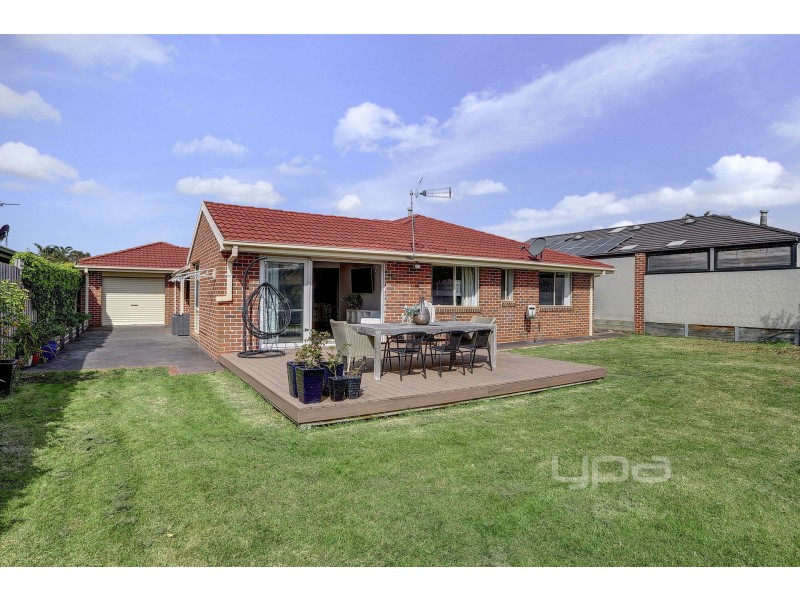 18 Golf Course Lane, Safety Beach VIC 3936