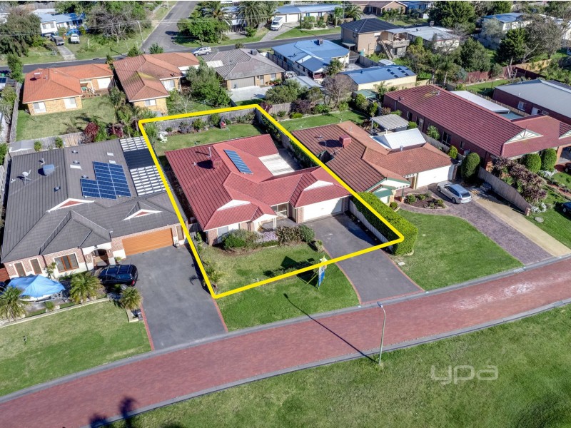 18 Golf Course Lane, Safety Beach VIC 3936