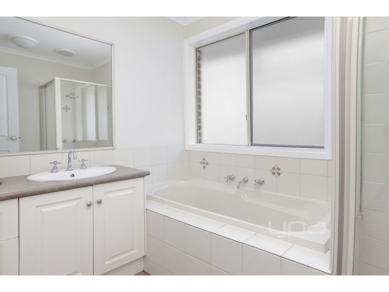 18 Golf Course Lane, Safety Beach VIC 3936