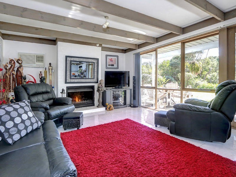 13 Hay Street, Rye VIC 3941