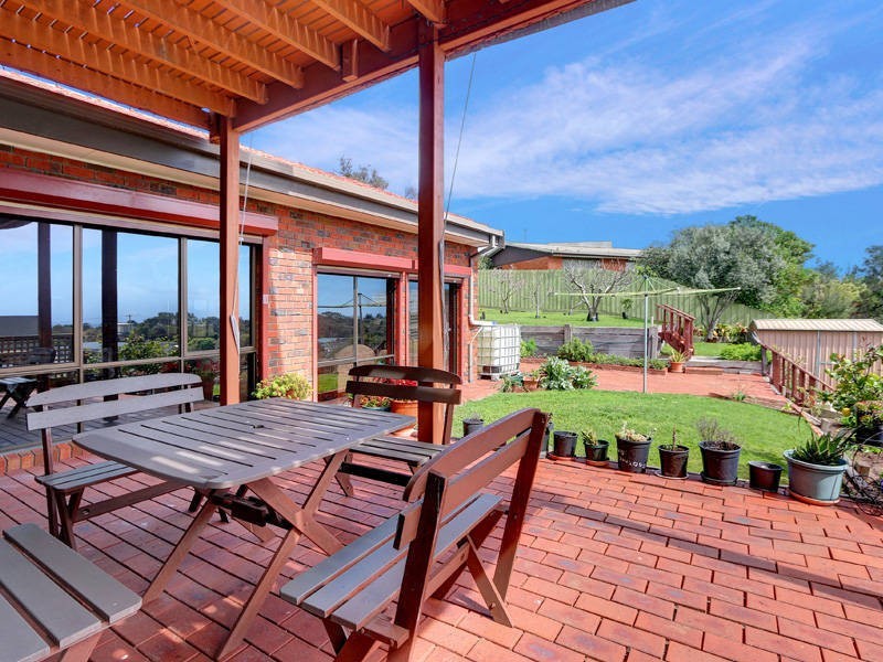 95 Beauna Vista Drive, Rye VIC 3941