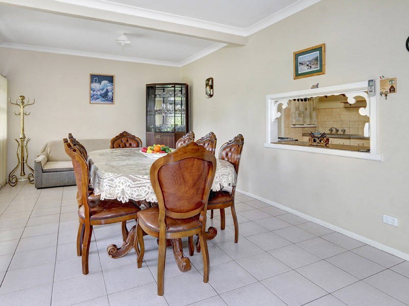 27 Broadway, Rosebud West VIC 3940