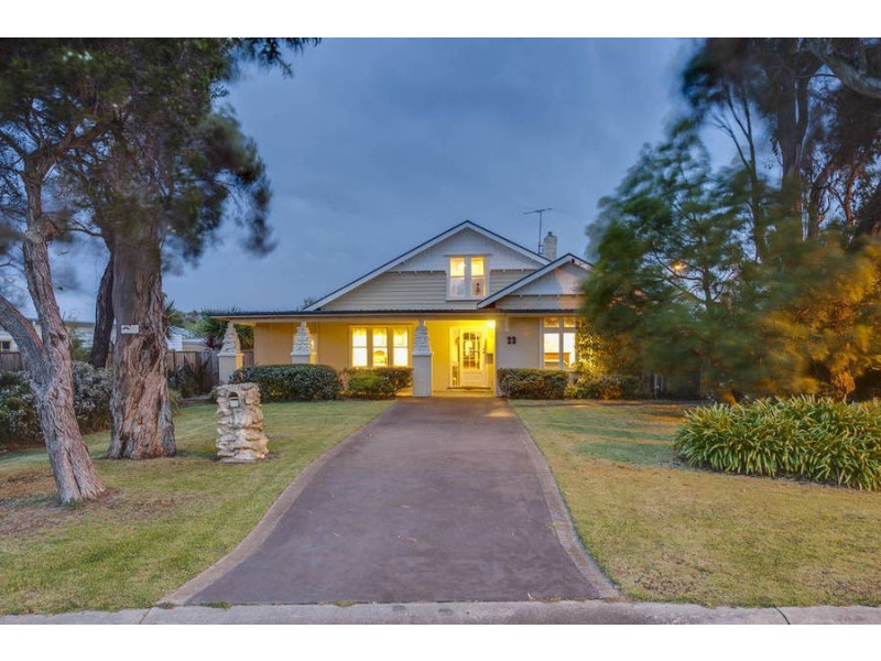 23 Weeroona Street, Rye VIC 3941