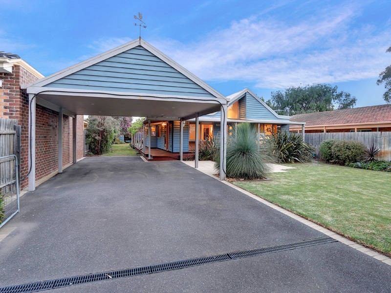 9 Russell Street, Tootgarook VIC 3941