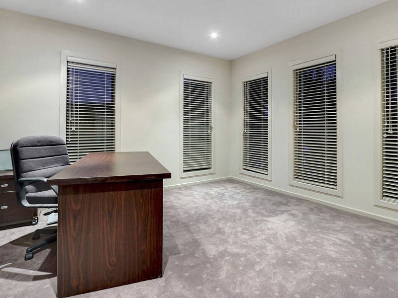 13 Peppermint Court, Rosebud VIC 3939