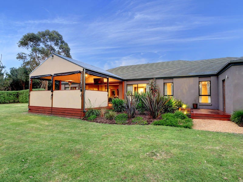 13 Peppermint Court, Rosebud VIC 3939