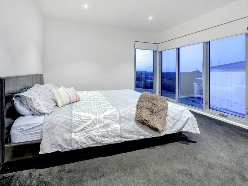 8 Lahinch Drive, Fingal VIC 3939