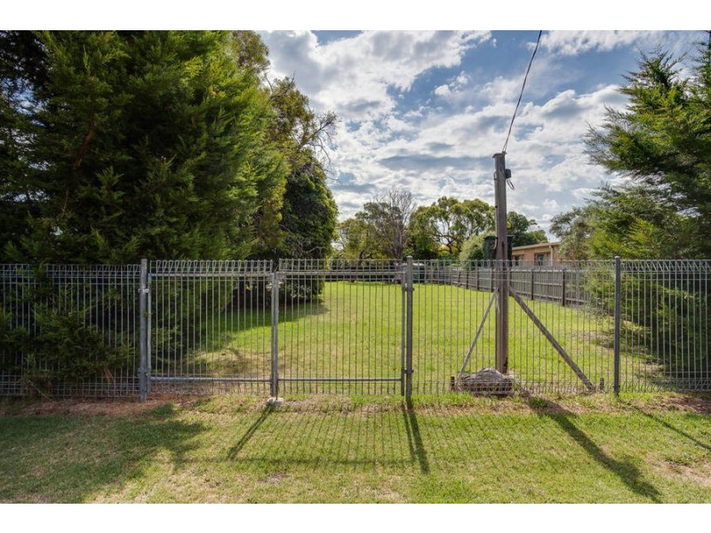 34 Woonton Street, Rosebud VIC 3939