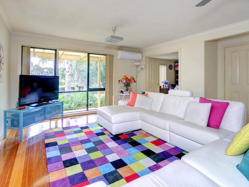 16 Fairway Circle, Safety Beach VIC 3936