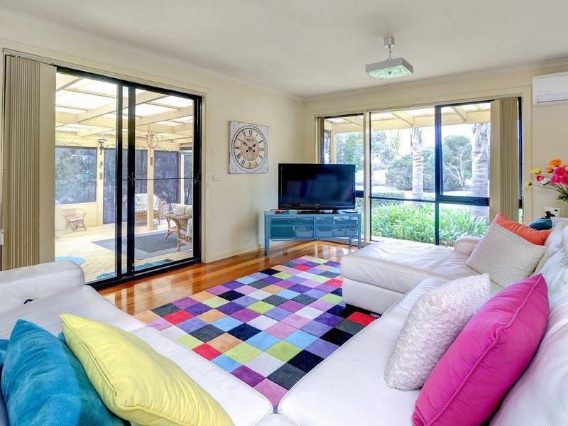 16 Fairway Circle, Safety Beach VIC 3936