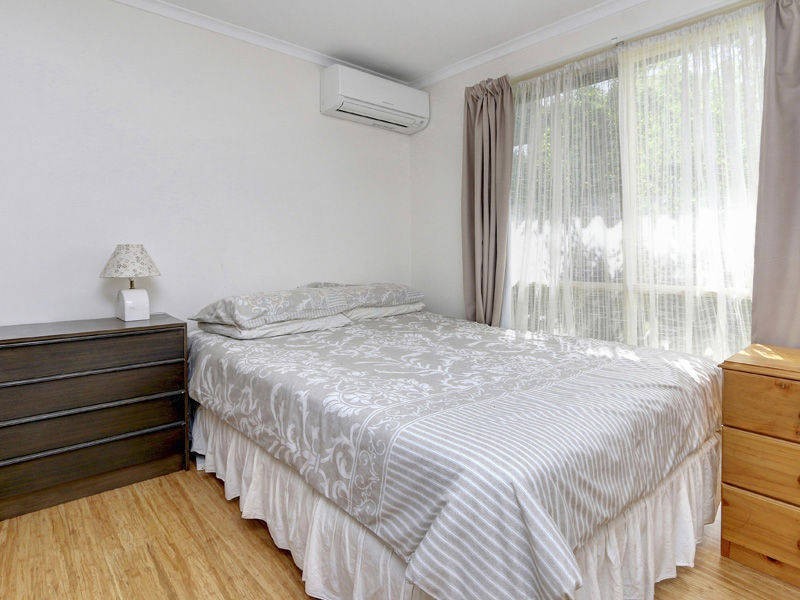 6 Lyme Court, Rosebud West VIC 3940