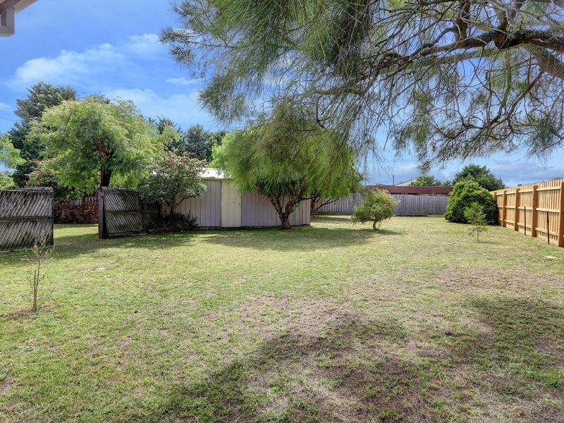 6 Lyme Court, Rosebud West VIC 3940