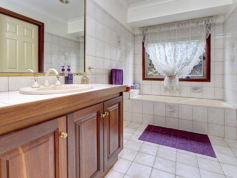 42 Country Club Drive, Safety Beach VIC 3936