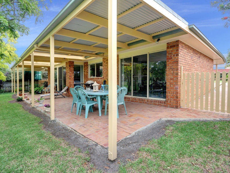 49 Palm Tree Drive, Safety Beach VIC 3936
