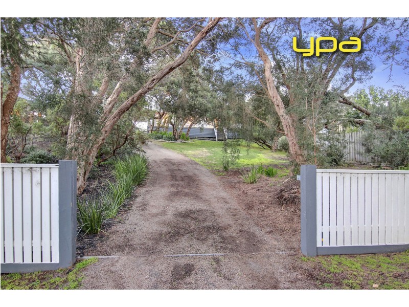 10 Chenier Street, Rye VIC 3941