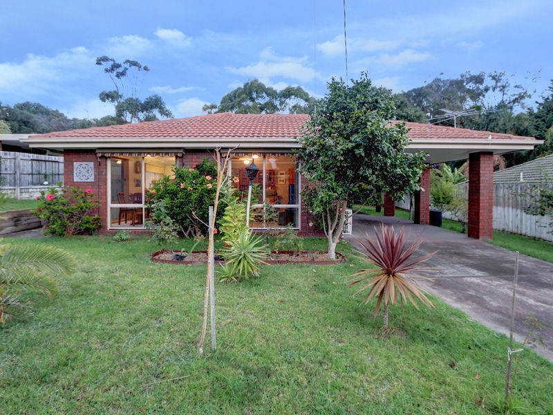 27 Denholm Street, Rosebud VIC 3939