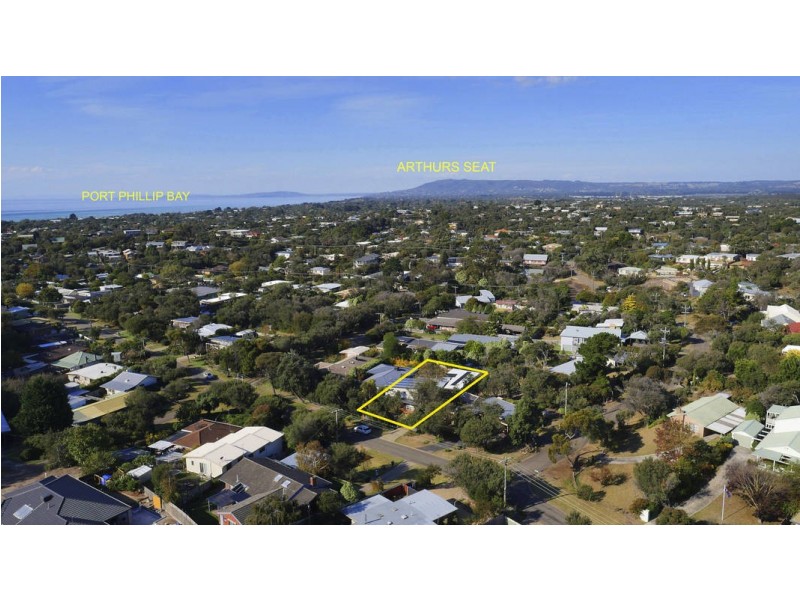 39 Valley Drive, Rye VIC 3941