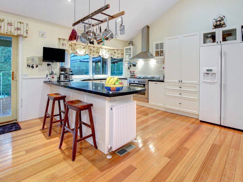 18 Warrain Avenue, Rosebud VIC 3939