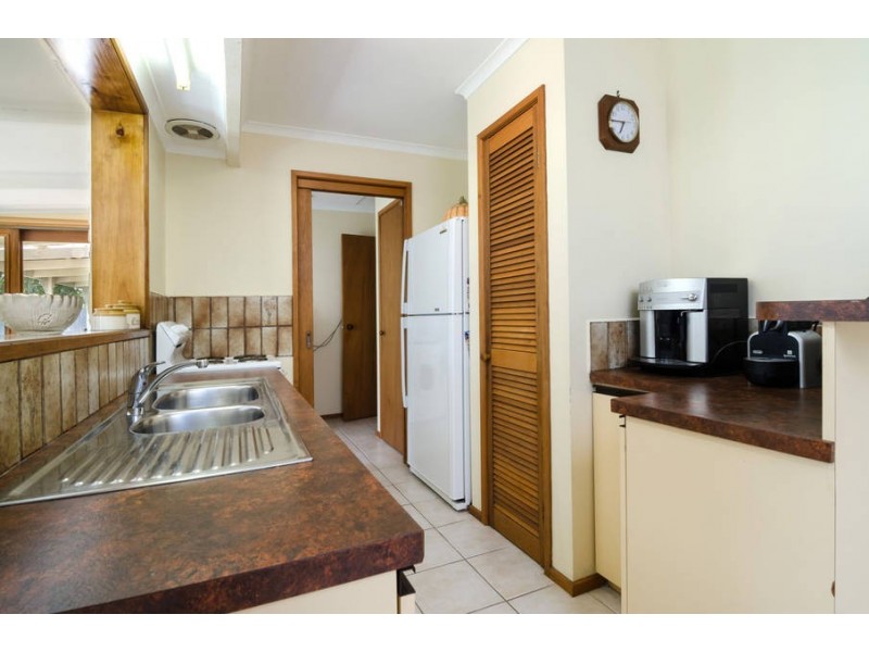 6 Wingara Drive, Rosebud West VIC 3940